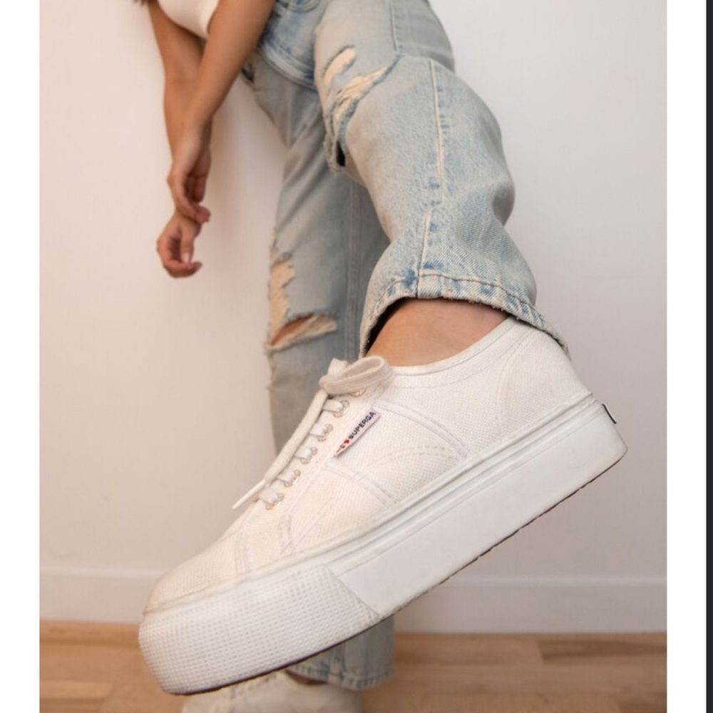 Superga Unisex EU 37 Men US5 Women US 61/2 2790 Platform Sneaker White
